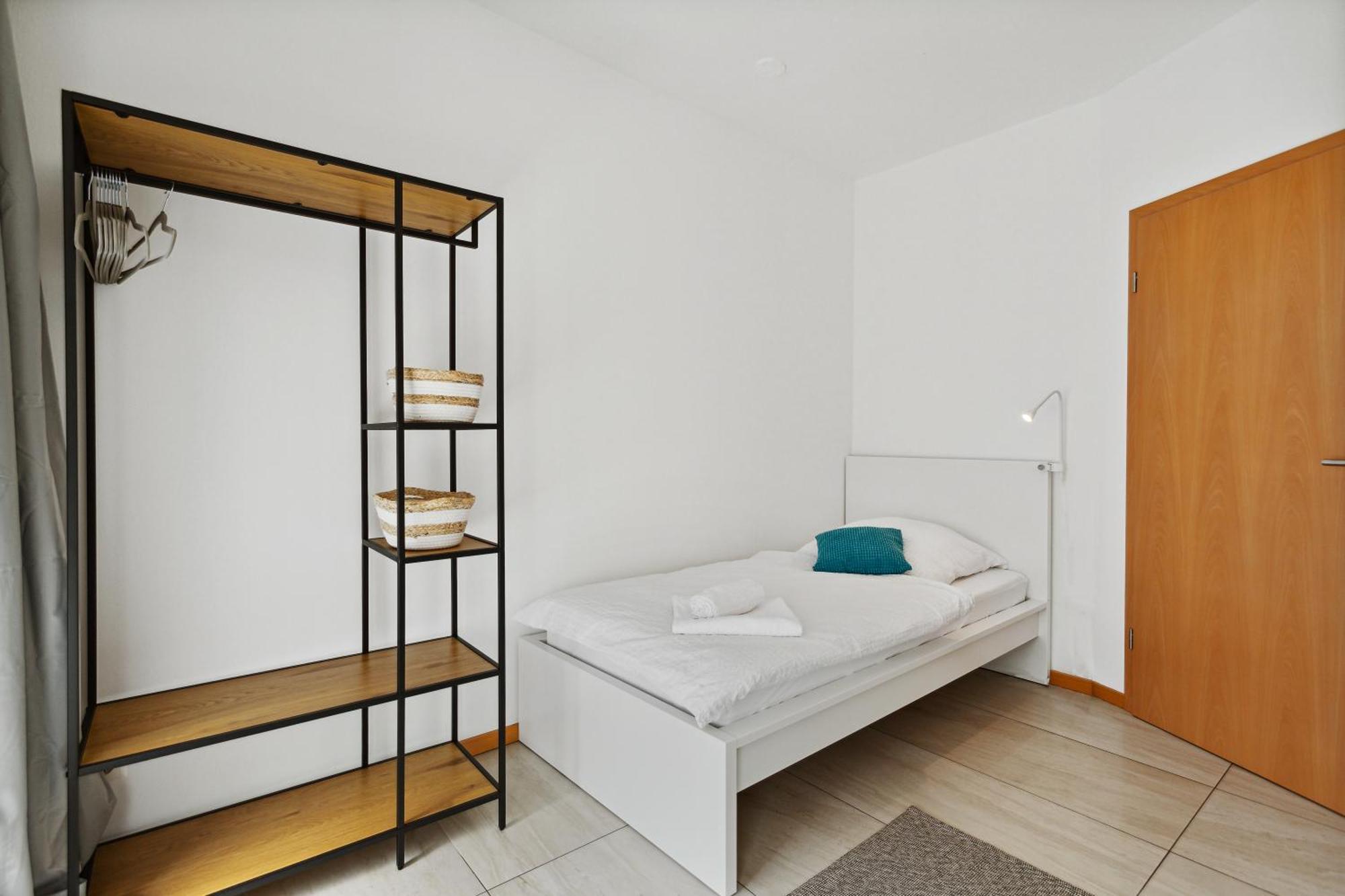 Appartement Gross, Modern, Vollausgestattet, Gemuetlich Mit Kueche Und Parkplatz Fuer Urlaub Oder Business Kettig