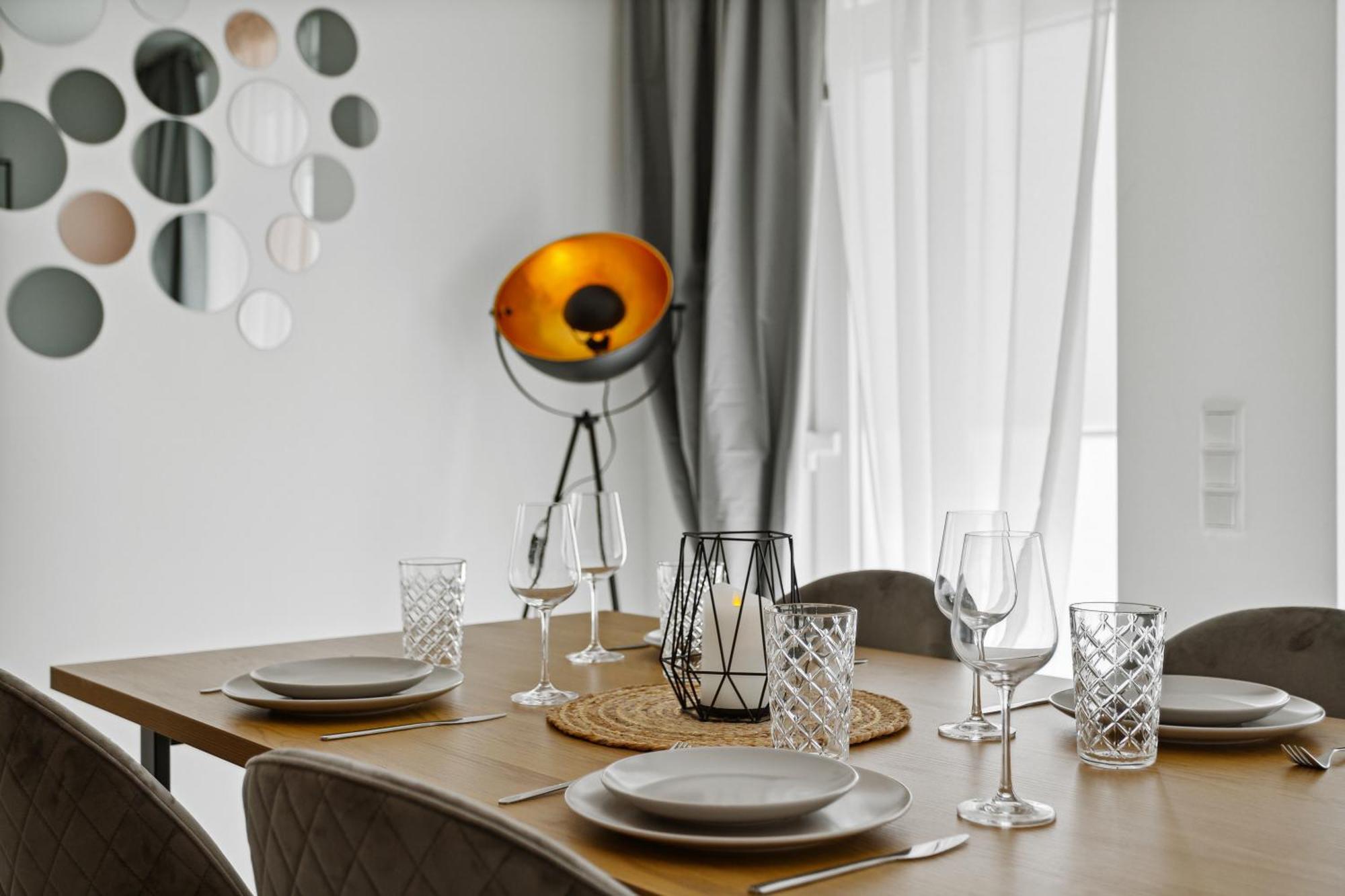 Appartement Gross, Modern, Vollausgestattet, Gemuetlich Mit Kueche Und Parkplatz Fuer Urlaub Oder Business Kettig